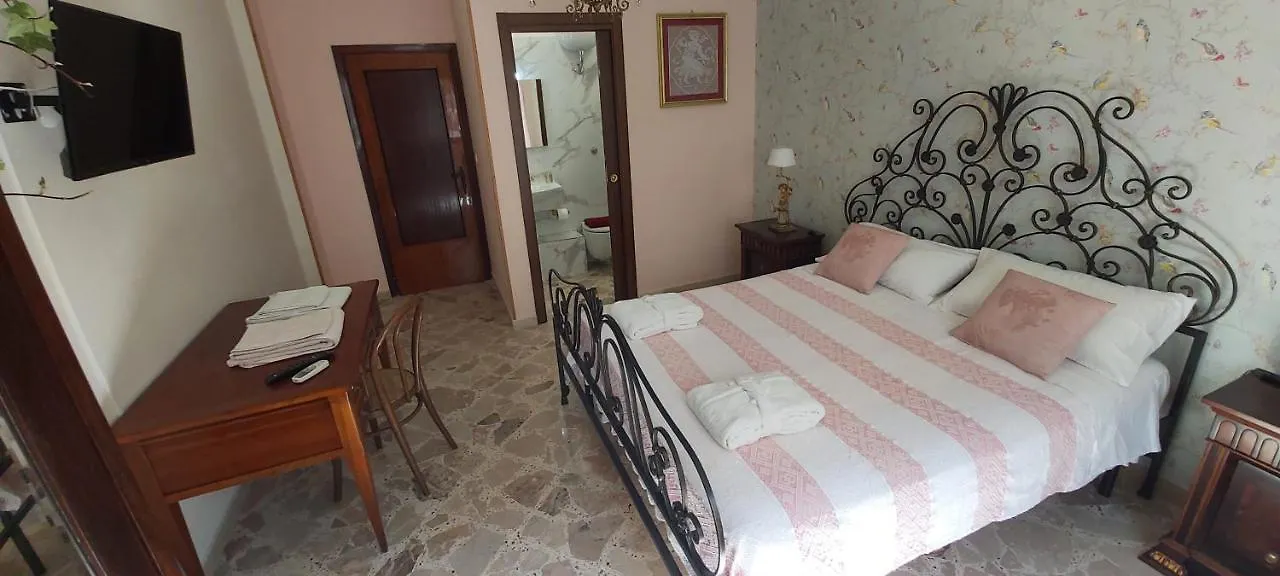 تْشيفالو Tilde B&B 3*,  إيطاليا