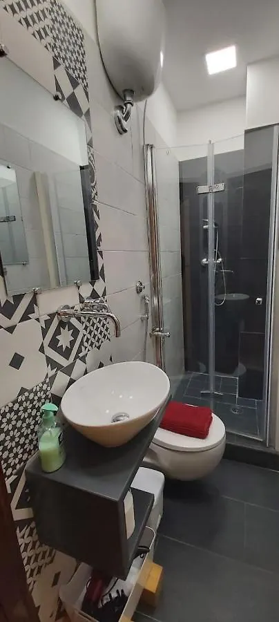 تْشيفالو Tilde B&B